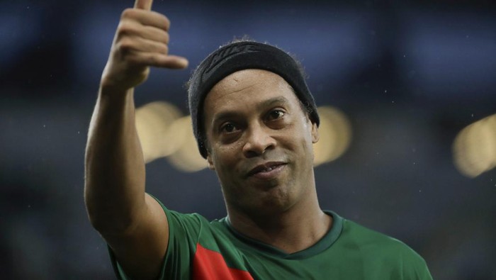 Ronaldinho Menyatakan Kekecewaannya terhadap Performa Timnas Brasil dan Berencana Mengabaikan Copa America 2024