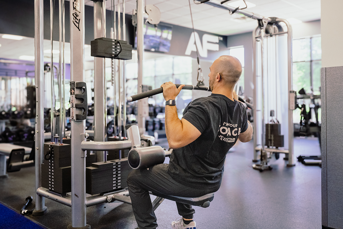 Boost Your Back Day with These Lat Pulldown Machine Tips